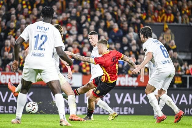 Mechelen s Fredrik Hammar pictured in action during a soccer match between KV Mechelen and Royal Union Saint-Gilloise, Sunday 09 November 2025 in Mechelen, on day 14 of the 2025-2026 Jupiler Pro League first division of the Belgian championship. TOM GOYVAERTS TomxGoyvaerts  x140484455x