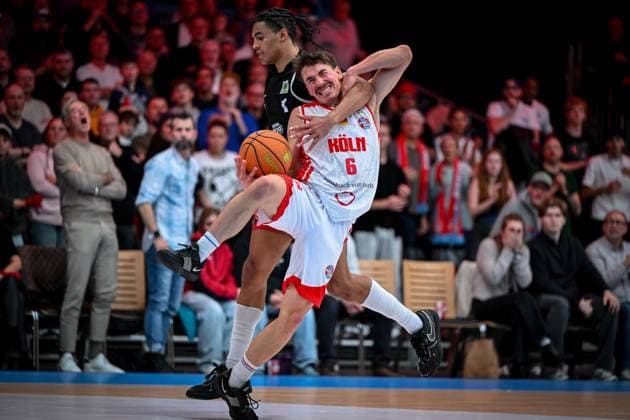 Barmer 2. Basketball Bundesliga ProA: Rheinstars Köln vs. SBB Baskets Wolmirstedt, 10.11.2025 Jasper Günther (RheinStarsKöln 6), Barmer 2. Basketball Bundesliga ProA: Rheinstars Köln vs. SBB Baskets Wolmirstedt am 10.11.2025 in der Motorworld Köln in Koeln (Nordrhein-Westfalen) Copyright: xBEAUTIFULxSPORTS Mueller-Laschetx