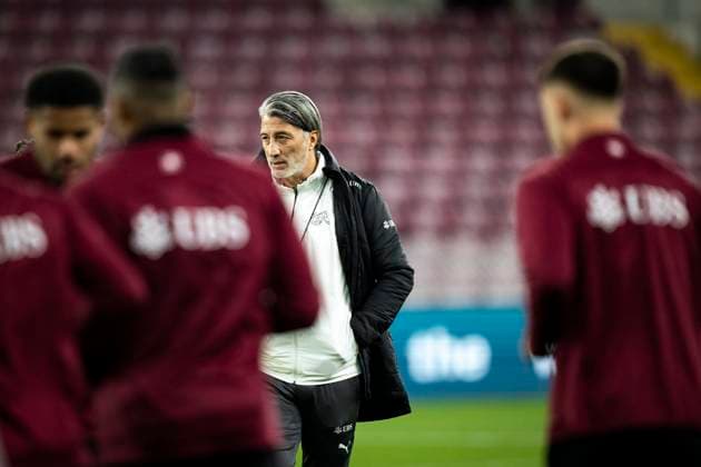 GENEVA SWITZERLAND, 20251114 Swiss national team, Nationalteam captain Murak Yakin as the Swiss men s national football team trains at the match arena, Stade de Geneve, ahead of the World Cup qualifying match against Sweden tomorrow. GENEVE SWITZERLAND x10050x