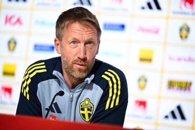 GENEVA , SWITZERLAND 20251114 Swiss national team, Nationalteam captain Graham Potter during a press conference, PK, Pressekonferenz at the Stade de Geneve ahead of the World Cup qualifying match against Switzerland tomorrow evening. GENÃˆVE SWITZERLAND x10050x