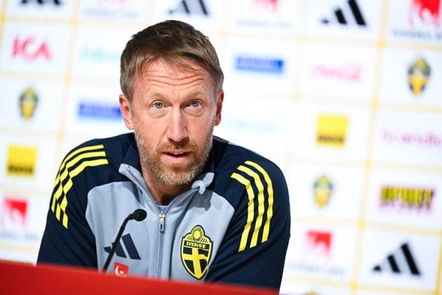 GENEVA , SWITZERLAND 20251114 Swiss national team, Nationalteam captain Graham Potter during a press conference, PK, Pressekonferenz at the Stade de Geneve ahead of the World Cup qualifying match against Switzerland tomorrow evening. GENÃˆVE SWITZERLAND x10050x