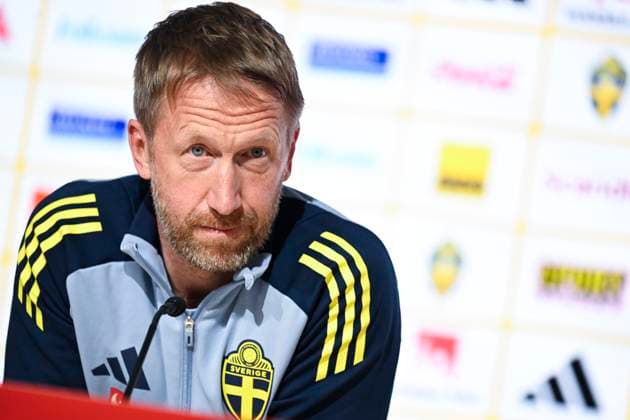 GENEVA , SWITZERLAND 20251114 Swiss national team, Nationalteam captain Graham Potter during a press conference, PK, Pressekonferenz at the Stade de Geneve ahead of the World Cup qualifying match against Switzerland tomorrow evening. GENÃˆVE SWITZERLAND x10050x