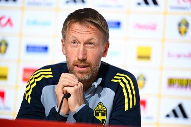 GENEVA , SWITZERLAND 20251114 Swiss national team, Nationalteam captain Graham Potter during a press conference, PK, Pressekonferenz at the Stade de Geneve ahead of the World Cup qualifying match against Switzerland tomorrow evening. GENÃˆVE SWITZERLAND x10050x
