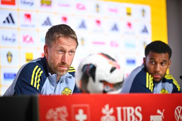 GENEVA , SWITZERLAND 20251114 Swiss national team, Nationalteam captain Graham Potter during a press conference, PK, Pressekonferenz at the Stade de Geneve ahead of the World Cup qualifying match against Switzerland tomorrow evening. GENÃˆVE SWITZERLAND x10050x