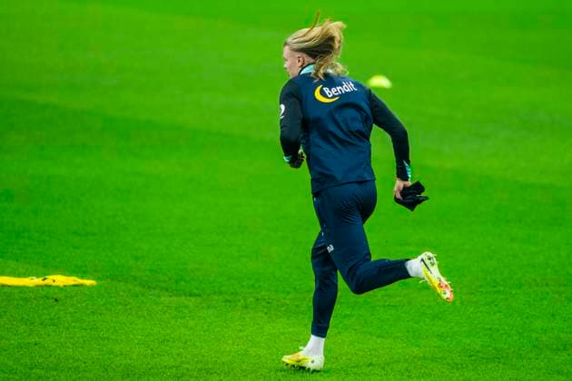 Training with the Norwegian men s national football team Milan, Italy 20251115 Norway s Erling Braut Haaland during a training session with the Norway men s national football team at San Siro before the World Cup qualifier against Italy Photo Fredrik Varfjell NTB Milano Italy EDITORIAL USE ONLY RESTRICTED USE FOR BETTING COMPANIES  Copyright: xFredrikxVarfjellx xNTBx