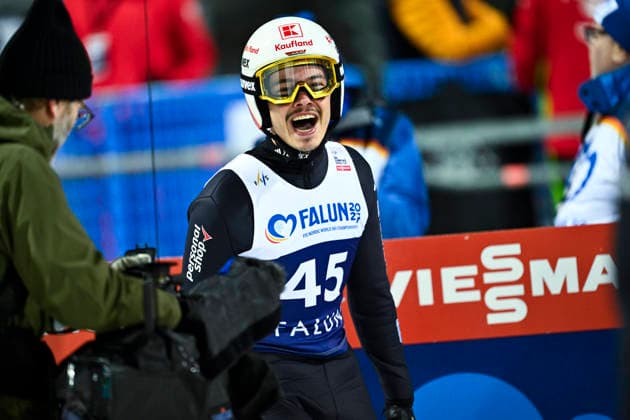 Germany s Philipp Raimund after his second jump in Tuesday s final competition in the men s Ski jumping, Skispringen, Ski, nordisch World Cup, normal hill HS95, at the Lugnet Stadium in Falun, Sweden, November 25, 2025. FALUN SWEDEN x10080x