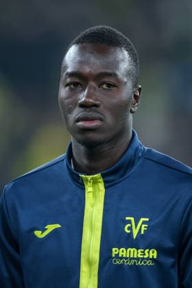 25.11.2025, Fußball, UEFA Champions League, Borussia Dortmund - FC Villarreal, BVB Stadion, 5. Spieltag, Saison 2025 2026: Pape Gueye (FC Villarreal 18) Regulations prohibit any use of photographs as image sequences and or quasi-video. Nordrhein-Westfalen Deutschland