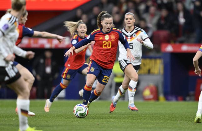 Spain v Germany - UEFA Women s Nations League 2025 Final Second Leg MADRID, SPAIN - DECEMBER 02: Claudia Pina (20) of Spain during the UEFA Women s Nations League 2025 final second leg match between Spain and Germany at Estadio Metropolitano on December 02, 2025 in Madrid, Spain. Burak Akbulut Anadolu Madrid Spain. Editorial use only. Please get in touch for any other usage.  Copyright: x2025xAnadoluxBurakxAkbulutx