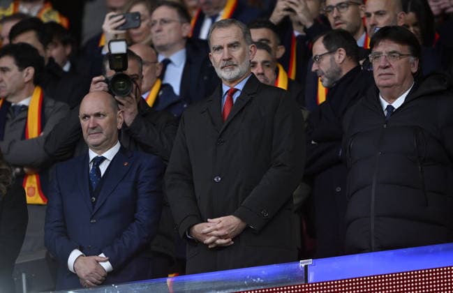 Spain v Germany - UEFA Women s Nations League 2025 Final Second Leg MADRID, SPAIN - DECEMBER 02: King Felipe VI of Spain follows the UEFA Women s Nations League 2025 final second leg match between Spain and Germany at Estadio Metropolitano on December 02, 2025 in Madrid, Spain. Burak Akbulut Anadolu Madrid Spain. Editorial use only. Please get in touch for any other usage.  Copyright: x2025xAnadoluxBurakxAkbulutx