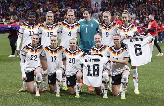 Spain v Germany - UEFA Women s Nations League 2025 Final Second Leg MADRID, SPAIN - DECEMBER 02: Players of Germany pose for a team photo ahead of the UEFA Women s Nations League 2025 final second leg match between Spain and Germany at Estadio Metropolitano on December 02, 2025 in Madrid, Spain. Burak Akbulut Anadolu Madrid Spain. Editorial use only. Please get in touch for any other usage.  Copyright: x2025xAnadoluxBurakxAkbulutx