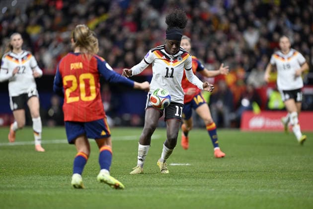Spain v Germany - UEFA Women s Nations League 2025 Final Second Leg MADRID, SPAIN - DECEMBER 02:Nicole Anyomi (C) of Germany competes during the UEFA Women s Nations League 2025 final second leg match between Spain and Germany at Estadio Metropolitano on December 02, 2025 in Madrid, Spain. Burak Akbulut Anadolu Madrid Spain. Editorial use only. Please get in touch for any other usage.  Copyright: x2025xAnadoluxBurakxAkbulutx