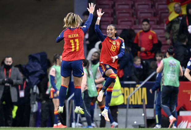 Spain v Germany - UEFA Women s Nations League 2025 Final Second Leg MADRID, SPAIN - DECEMBER 02: Victoria Lopez Serrano (18) of Spain celebrates with her teammate Alexia Putellas (L) after scoring a goal during the UEFA Women s Nations League 2025 final second leg match between Spain and Germany at Estadio Metropolitano on December 02, 2025 in Madrid, Spain. Burak Akbulut Anadolu Madrid Spain. Editorial use only. Please get in touch for any other usage.  Copyright: x2025xAnadoluxBurakxAkbulutx