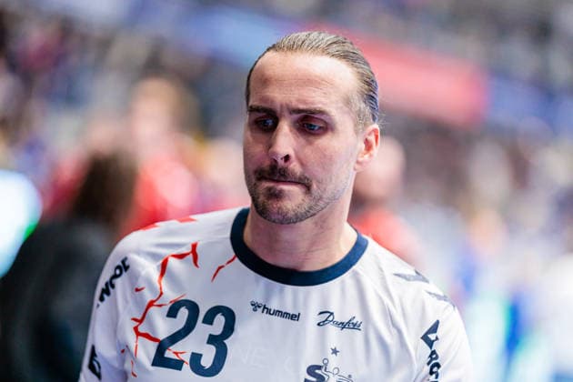 Kent Robin Toennesen (SG Flensburg-Handewitt, 23) ist enttaeuscht unzufrieden zur Halbzeit GER, TBV Lemgo Lippe vs. SG Flensburg-Handewitt, Handball, 1. Bundesliga, 15. Spieltag, Spielzeit 2025 2026, 04.12.2025 GER, TBV Lemgo Lippe vs. SG Flensburg-Handewitt, Handball, 1. Bundesliga, 15. Spieltag, Spielzeit 2025 2026, 04.12.2025 Lemgo Copyright: xEibner-Pressefoto JanxRollingerx EP_JSK