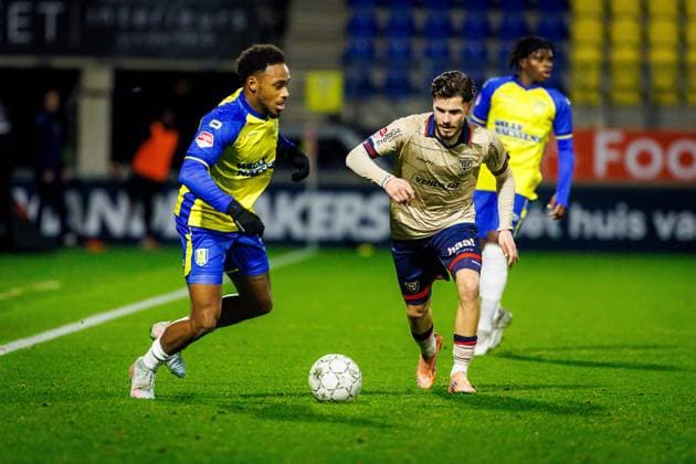 WAALWIJK , 05-12-2025 , Mandemakers Stadion , Season 2025 2026 , Dutch Keuken Kampioen Divisie football , match between RKC Waalwijk and VVV Venlo , picture shows VVV Venlo Forwarder Lasse Wehmeyer RKC - VVV  x32360523x Copyright: