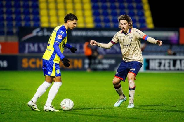 WAALWIJK , 05-12-2025 , Mandemakers Stadion , Season 2025 2026 , Dutch Keuken Kampioen Divisie football , match between RKC Waalwijk and VVV Venlo , picture shows VVV Venlo Defender Yousri el Anbri RKC - VVV  x32360527x Copyright: