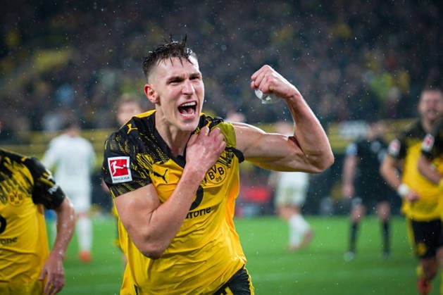 Deutschland: Fussball Bundesliga 2025 26, 13. Spieltag - Borussia Dortmund vs TSG Hoffenheim - Signal Iduna Park (Dortmund): Tor und Torjubel zum 2:0 durch Nico Schlotterbeck (BVB) Freude, Emotionen, Jubel Copyright: xCelinaxLeiersx