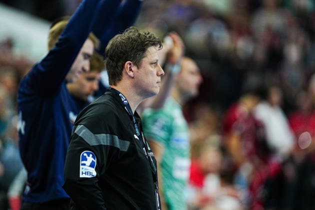Nicolej Krickau (Fuechse Berlin, Trainer) GER, SG Flensburg-Handewitt vs. Fuechse Berlin, Handball, Bundesliga, Spieltag 16, Saison 2026 2026, 11.12.2025 GER, SG Flensburg-Handewitt vs. Fuechse Berlin, Handball, Bundesliga, Spieltag 16, Saison 2026 2026, 11.12.2025 Flensburg Copyright: xEibner-Pressefoto MarcelxvonxFehrnx EP_MFN