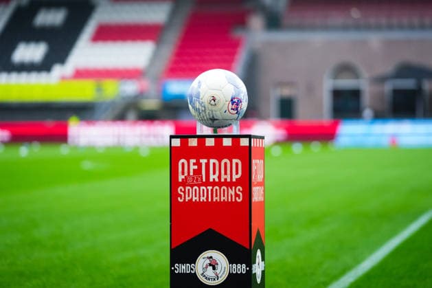 Eredivisie: Sparta Rotterdam v sc Heerenveen Rotterdam - Ball at stand during the sixteenth round of the 2025 2026 Eredivisie season. The match is set between Sparta Rotterdam and sc Heerenveen at Het Kasteel on 14 December 2025 in Rotterdam, The Netherlands. (VK Sportphoto Danny de Groot) Copyright: xDannyxdexGrootx