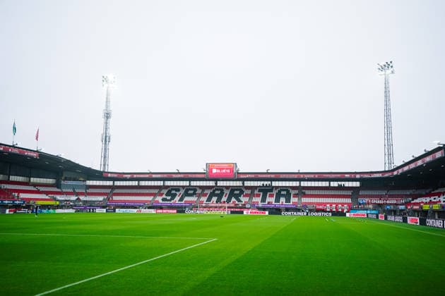Eredivisie: Sparta Rotterdam v sc Heerenveen Rotterdam - Overview during the sixteenth round of the 2025 2026 Eredivisie season. The match is set between Sparta Rotterdam and sc Heerenveen at Het Kasteel on 14 December 2025 in Rotterdam, The Netherlands. (VK Sportphoto Danny de Groot) Copyright: xDannyxdexGrootx