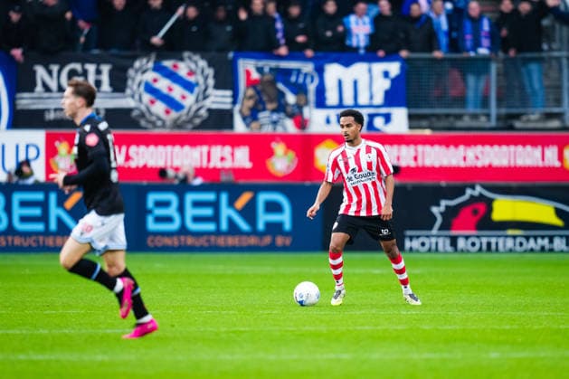 Eredivisie: Sparta Rotterdam v sc Heerenveen Rotterdam - Marvin Young of Sparta Rotterdam during the sixteenth round of the 2025 2026 Eredivisie season. The match is set between Sparta Rotterdam and sc Heerenveen at Het Kasteel on 14 December 2025 in Rotterdam, The Netherlands. (VK Sportphoto Danny de Groot) Copyright: xDannyxdexGrootx