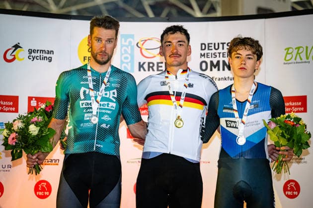 KLUGE Roger, AUGENSTEIN Moritz , MAUSS Moritz: DM Omnium 2025 - Frankfurt Oder KLUGE Roger ( GER ) REMBE rad-net Second Place - AUGENSTEIN Moritz ( GER ) RSV Irschenberg Winner - First Place - MAUSS Moritz ( GER ) RSC Turbine Erfurt Third Place Award Ceremony - Medal Ceremony - Podium - Querformat - quer - horizontal - Landscape - Event Veranstaltung: DM Omnium 2025 - Deutsche Meisterschaft - Category Kategorie: Cycling - Track cycling, Rad, Radsport, Bahnrad, Bahn National Championship Omnium - Elite Men - Location Ort: Europe Germany - Brandenburg - Märkisch Oderland - Frankfurt Oder - Oderlandhalle - Discipline: Omnium Points Race 4. Race - Distance: 25 km - Date Datum: 19.12.2025 Friday Day 1 -