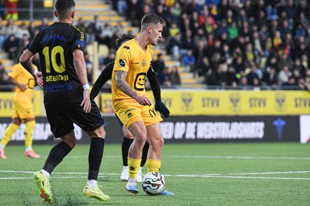 Mechelen s Fredrik Hammar pictured in action during a soccer match between Sint-Truidense V.V. and KV Mechelen, Sunday 21 December 2025 in Sint-Truiden, on day 19 of the 2025-2026 Jupiler Pro League first division of the Belgian championship. JILLxDELSAUX  x150557478x