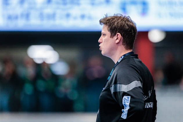 Nicolej Krickau (Fuechse Berlin, Trainer) GER, GWD Minden vs. Fuechse Berlin, Handball, 1. Bundesliga, 18. Spieltag, Spielzeit 2025 2026, 21.12.2025 GER, GWD Minden vs. Fuechse Berlin, Handball, 1. Bundesliga, 18. Spieltag, Spielzeit 2025 2026, 21.12.2025 Luebbecke Copyright: xEibner-Pressefoto JanxRollingerx EP_JSK