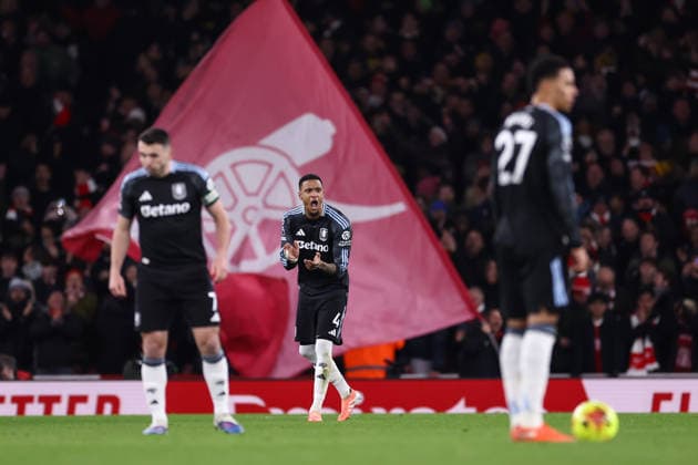 Arsenal v Aston Villa 30 December 2025, London - Premier League Football - Arsenal v Aston Villa - Ezri Konsa of Aston Villa reacts after conceding - Photo: Jacques Feeney Offside. London UK Copyright: xJacquesxFeeneyx xOffsidexOffside