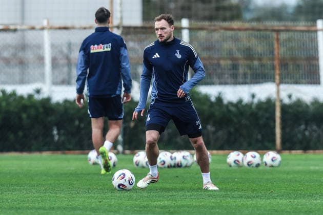 Fussball, 3.Liga Saison 2025 2026 Training MSV Duisburg Trainingslager MSV Duisburg 08.01.2026, Titanic Deluxe Golf Belek Florian Egerer (MSV Duisburg, 28) Belek Titanic Deluxe Golf Belek Türkei