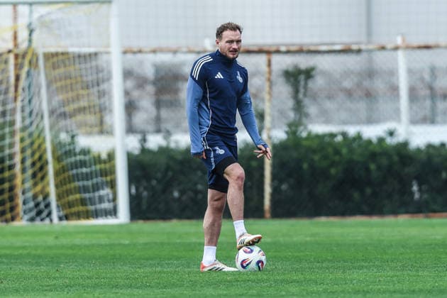 Fussball, 3.Liga Saison 2025 2026 Training MSV Duisburg Trainingslager MSV Duisburg 08.01.2026, Titanic Deluxe Golf Belek Florian Egerer (MSV Duisburg, 28) Belek Titanic Deluxe Golf Belek Türkei