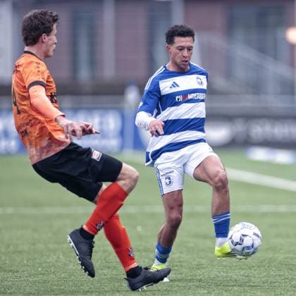 SPAKENBURG, 31-01-2026 , Sportpark de Westmaat, season 2025 2026 Dutch Tweede Divisie Football , Match between Spakenburg and R.K.A.V. Volendam. Picture shows Cody Claver Spakenburg - R.K.A.V. Volendam  x201212504x Copyright: