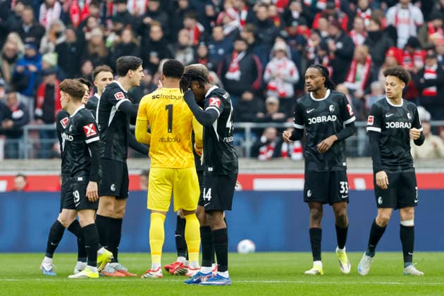 SC Freiburg vor Spielbeginn , Deutschland, Fussball, 1. Bundesliga, 20.Spieltag, 2025 2026, VfB Stuttgart vs. SC Freiburg, 01.02.2026, Stuttgart MHP Arena Deutschland Copyright: xGrantxHubbsx
