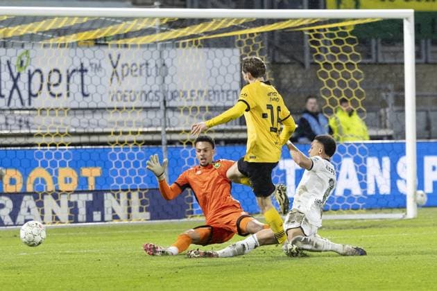 KERKRADE , 26-2-2026,, Parkstad Limburg Stadium , season 2025 2026 , Dutch Keuken Kampioen Divisie football , match between Roda JC and ADO, Nikiema Roda JC - ADO  x201348538x Copyright: