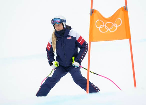 February 6, 2026, Cortina D ampezzo, Belluno, Italy: LINDSEY VONN of the United States during course inspection before the first day of Women s Downhill Training at Tofane Alpine Skiing Centre for the Milano Cortina 2026 Winter Olympics. Cortina D ampezzo Italy - ZUMAsc5_ 20260206_oly_sc5_005 Copyright: xErichxSchlegelx