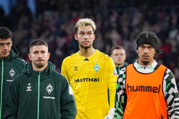 Deutschland, Fußball, 1 Bundesliga, Saison 2025 2026, SC Freiburg vs. SV Werder Bremen Europa-Park-Stadion (Freiburg): Mio Backhaus (SV Werder Bremen, 30) Freiburg Europa Park Stadion Baden-Württemberg Deutschland Copyright: xFINLEYxMÖRCHx