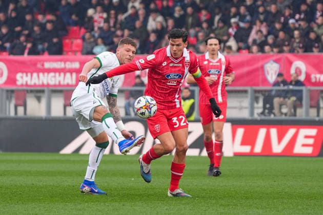 Matteo Pessina dell AC Monza durante la partita tra AC Monza e US Avellino 1912 del Campionato italiano di calcio Serie BKT 2025 2026 , Domenica 8 Febbraio 2026, - calcio  Copyright: xAlessioxMorgesex xLaPressex