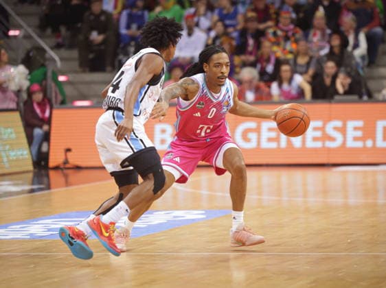 Jalen Finch Telekom Baskets Bonn vs. Veolia Towers Hamburg Karnevalsspiel 20. Speiltag - Saison 2025 26