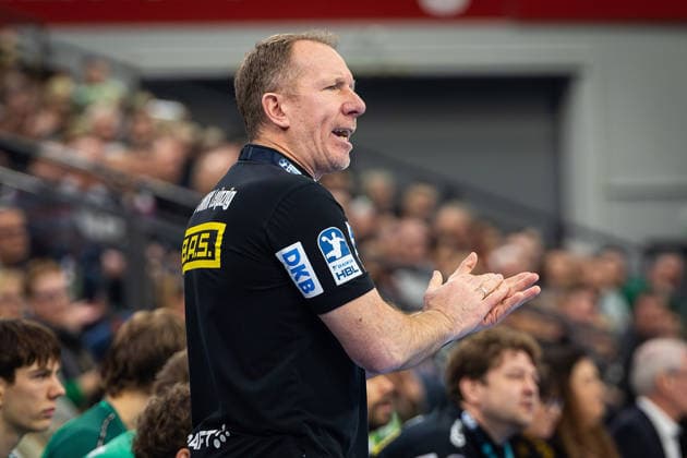 20.02.2026, xovx, Handball Daikin Handball Bundesliga, HSG Wetzlar - SC DHfK Leipzig Trainer Frank Carstens (SC DHfK Leipzig) Wetzlar Buderus-Arena Hessen Deutschland (DE)