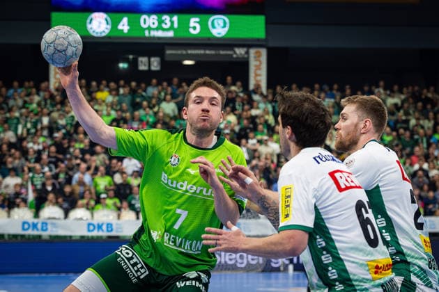 20.02.2026, xovx, Handball Daikin Handball Bundesliga, HSG Wetzlar - SC DHfK Leipzig v.l. Dominik Mappes (HSG Wetzlar), Dean Bombac (SC DHfK Leipzig), William Bogojevic (SC DHfK Leipzig) Wetzlar Buderus-Arena Hessen Deutschland (DE)
