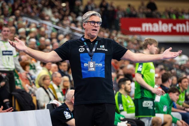 20.02.2026, xovx, Handball Daikin Handball Bundesliga, HSG Wetzlar - SC DHfK Leipzig Trainer Runar Sigtryggsson (HSG Wetzlar) gestikulierend, mit den Armen gestikulierend Wetzlar Buderus-Arena Hessen Deutschland (DE)