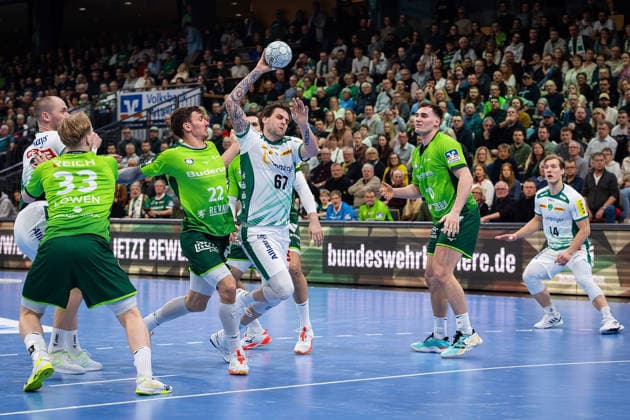 20.02.2026, xovx, Handball Daikin Handball Bundesliga, HSG Wetzlar - SC DHfK Leipzig v.l. Moritz Preuss (SC DHfK Leipzig), Georg Löwen (HSG Wetzlar), Jona Schoch (HSG Wetzlar), Dean Bombac (SC DHfK Leipzig), Stefan Cavor (HSG Wetzlar), Josip Simic (HSG Wetzlar), Blaer Hinriksson (SC DHfK Leipzig) Wetzlar Buderus-Arena Hessen Deutschland (DE)