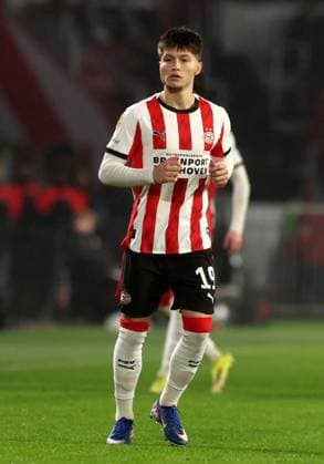 Esmir Bajraktarevic of PSV during the match PSV vs Heerenveen at the Philips Stadion for the Dutch Vriendenloterij Eredivisie season 2025-2026 in EINDHOVEN, Netherlands on 21 february 2026, (Photo by DeFodi Images) -