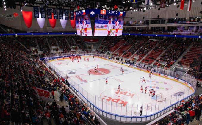 Ice hockey, Eishockey Swiss Ice Hockey Games, Switzerland - Czech Republic Zurich, Switzerland, 13th Dec 2025: View into the Swiss Life Arena immediately before the international match, Länderspiel, Nationalmannschaft between Switzerland and the Czech Republic on the occasion of the Swiss Ice Hockey Games. (Photo by Jonas Philippe dieBildmanufaktur)