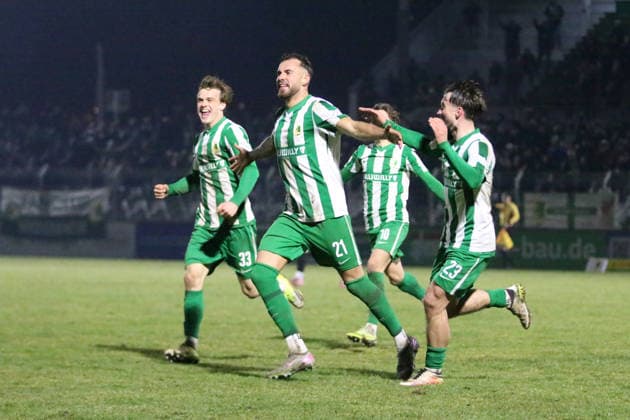 04.03.2026 Fußball Herren 2025 2026 Regionalliga Nordost 20. Spieltag BSG Chemie Leipzig - Chemnitzer FC Alfred-Kunze-Sportpark Leipzig Torjubel Chemie Leipzig nach dem späten 2:1. Leipzig Sachsen Deutschland