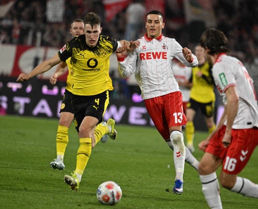 07.03.2026, xophax, Fussball 1.Bundesliga, 1.FC Koeln - Borussia Dortmund Nico Schlotterbeck ( Bor. Dortmund ) , links und Said El Mala , rechts ( 1.FC Köln ) (DFL DFB REGULATIONS PROHIBIT ANY USE OF PHOTOGRAPHS as IMAGE SEQUENCES and or QUASI-VIDEO) Koeln