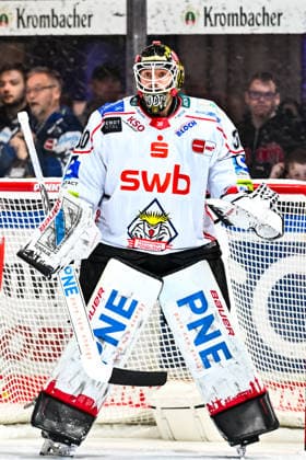 Kristers Gudlevskis (Fischtown Pinguins Bremerhaven, 30), GER, Iserlohn Roosters vs. Fischtown Pinguins Bremerhaven, Eishockey, Penny-DEL, 50. Spieltag, Spielzeit 2025 2026, 08.03.2026, GER, Iserlohn Roosters vs. Fischtown Pinguins Bremerhaven, Eishockey, Penny-DEL, 50. Spieltag, Spielzeit 2025 2026, 08.03.2026 Iserlohn Copyright: xJonasxBrockmann Eibner-Pressefotx EP_JBN