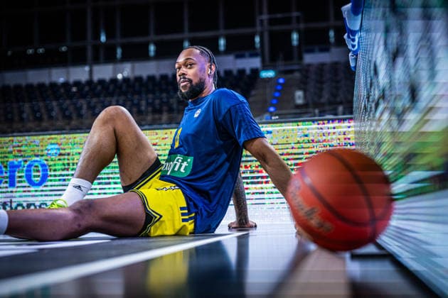 Basketball Berlin 08.03.2026 Saison 2025 2026 EasyCredit BBL 1. Bundesliga Männer, Herren Alba Berlin - Fitness First Würzburg Baskets J wan Roberts (Alba Berlin, No.13)