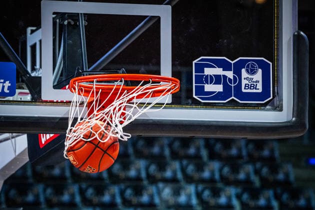 Basketball Berlin 08.03.2026 Saison 2025 2026 EasyCredit BBL 1. Bundesliga Männer, Herren Alba Berlin - Fitness First Würzburg Baskets 60 Jahre BBL
