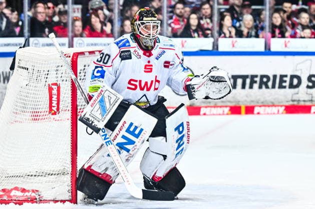 Kristers Gudlevskis (Fischtown Pinguins Bremerhaven, 30), GER, Iserlohn Roosters vs. Fischtown Pinguins Bremerhaven, Eishockey, Penny-DEL, 50. Spieltag, Spielzeit 2025 2026, 08.03.2026, GER, Iserlohn Roosters vs. Fischtown Pinguins Bremerhaven, Eishockey, Penny-DEL, 50. Spieltag, Spielzeit 2025 2026, 08.03.2026 Iserlohn Copyright: xJonasxBrockmann Eibner-Pressefotox EP_JBN