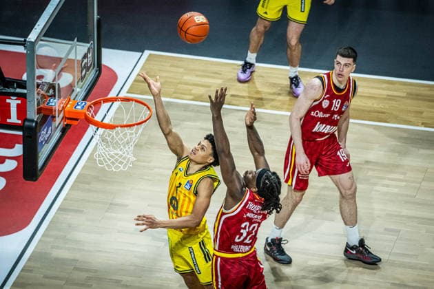 Basketball Berlin 08.03.2026 Saison 2025 2026 EasyCredit BBL 1. Bundesliga Männer, Herren Alba Berlin - Fitness First Würzburg Baskets Jack Kayil (Alba Berlin, No.07) Charles Thompson (Würzburg, No.32)